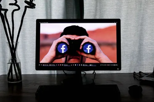 Come vedere le inserzioni Facebook dei concorrenti